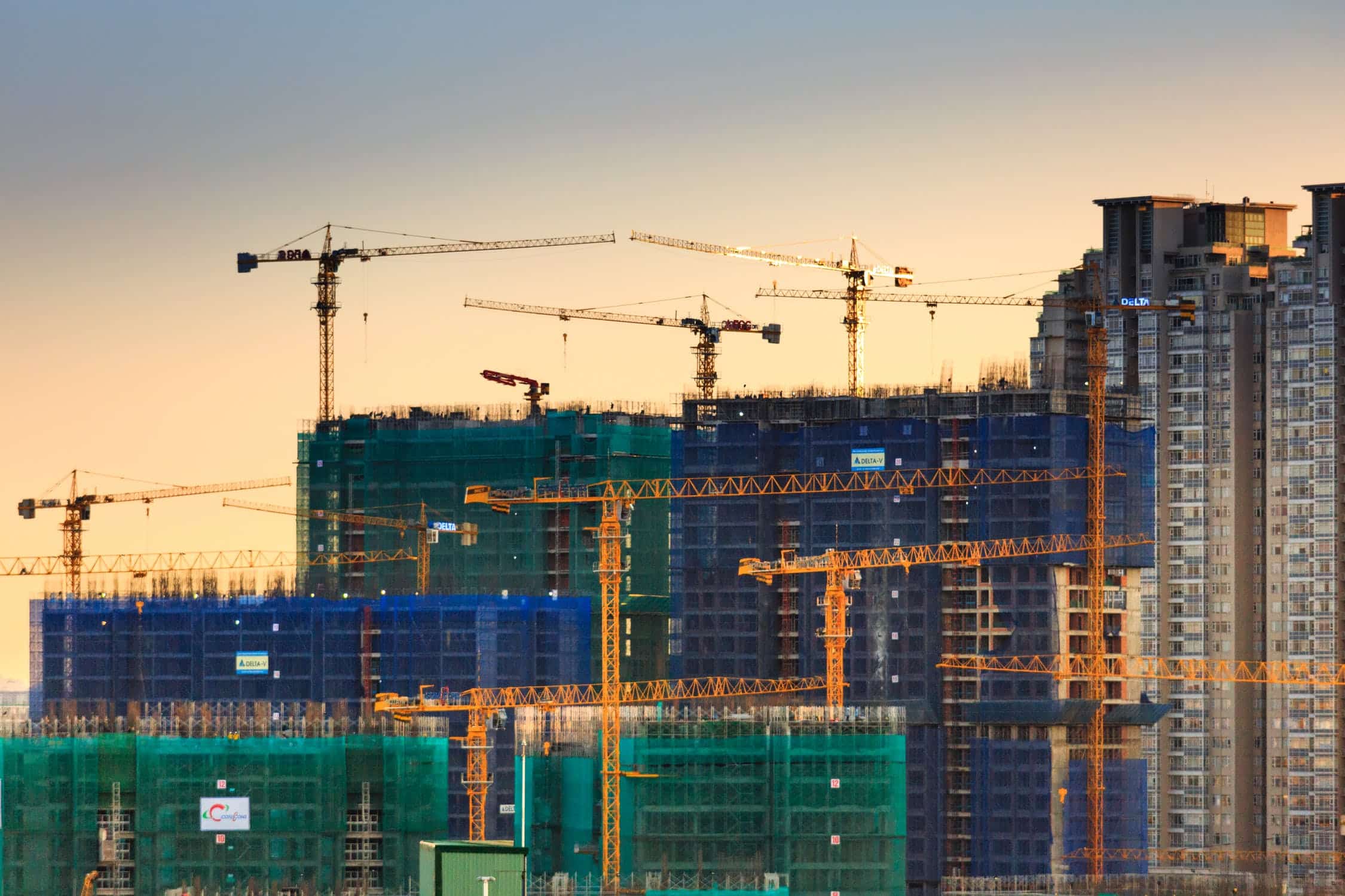 Virtual Reality: Good for a Multigenerational, Cross-disciplined AEC Workforce?